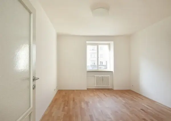 Moderne 4.5-Zimmer-Wohnung in Zürich-Europaviertel