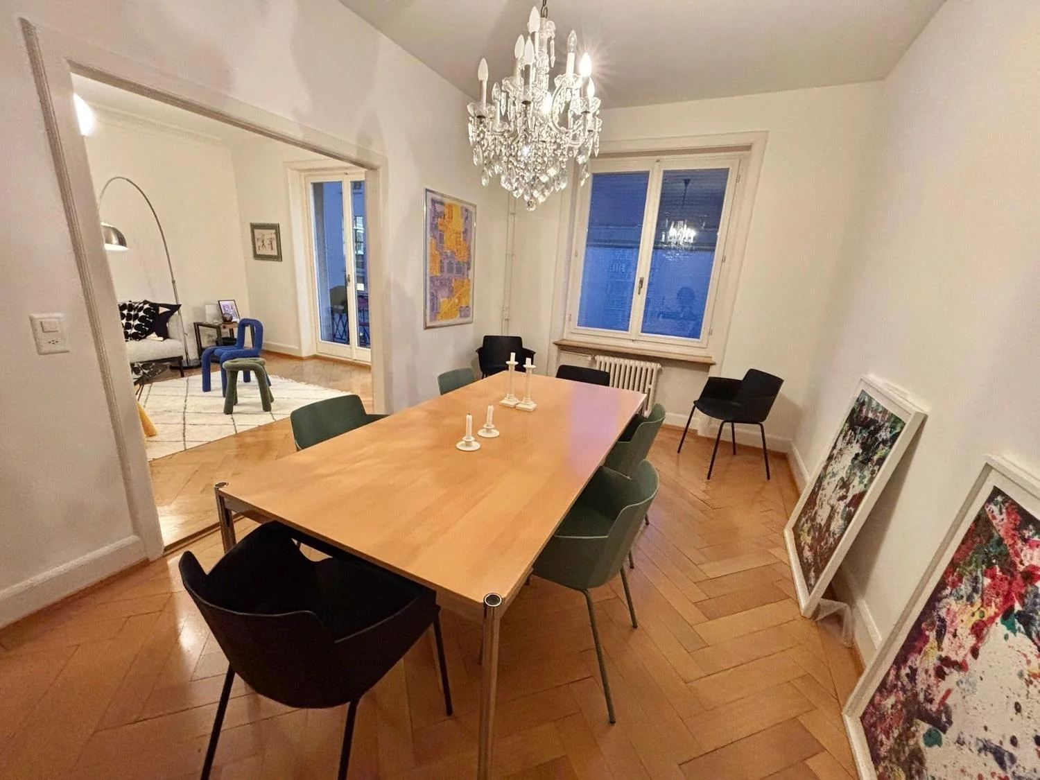 Wohnen, wo Zürich am schönsten ist – möblierte 3-Zimmer-Altbauwohnung beim Bellevue