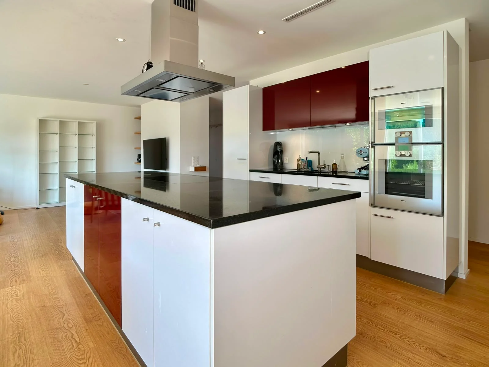 Voll möbliert: 4.5-Zimmer-Wohnung, 170 m², Stallikon