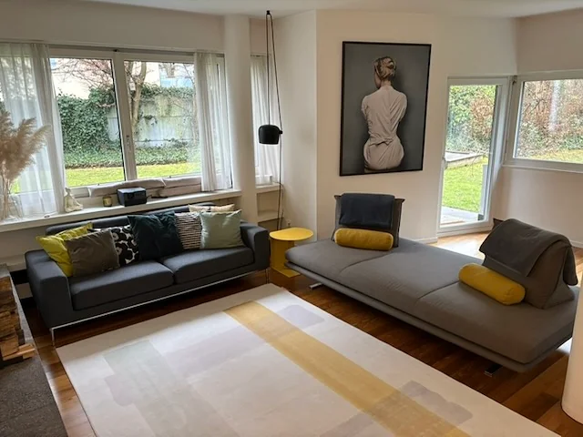 Befristet, möbliert: äusserst stilvolle 6.5-Zimmer Gartenwohnung
