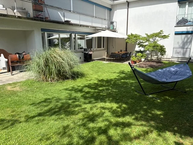Befristet, möbliert: äusserst stilvolle 6.5-Zimmer Gartenwohnung