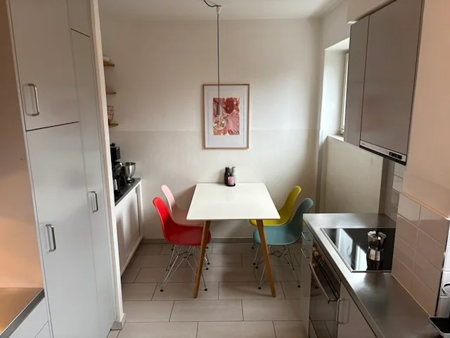 Befristet, möbliert: äusserst stilvolle 6.5-Zimmer Gartenwohnung