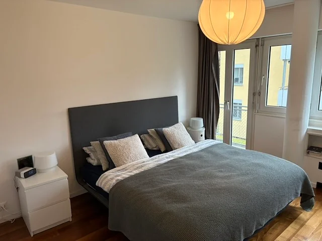 Befristet, möbliert: äusserst stilvolle 6.5-Zimmer Gartenwohnung