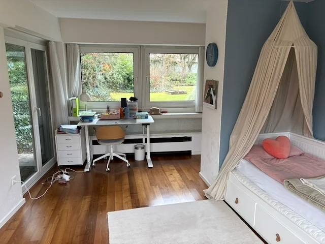 Befristet, möbliert: äusserst stilvolle 6.5-Zimmer Gartenwohnung
