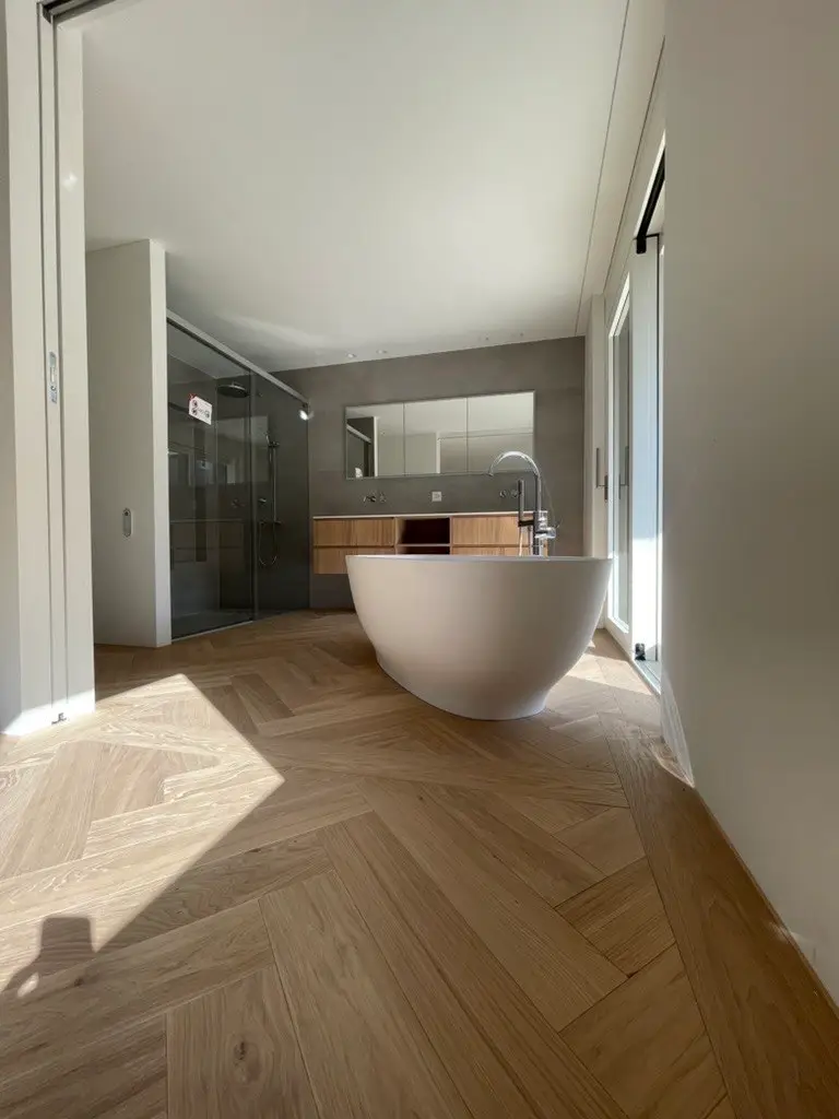 Moderne 5.5-Zimmer-Hauswohnung in Herrliberg